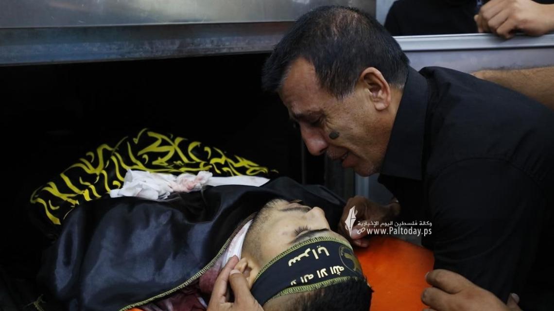 سرايا القدس تزف الشهيد المشتبك المقاتل في سرايا القدس علاء زيود في مخيم جنين