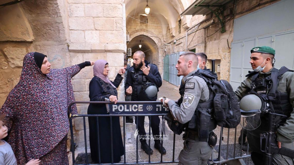 الاحتلال يشدد إجراءاته في مدينة القدس ومحيط المسجد الأقصى بعد إعدامه لشابة من سكان جنين