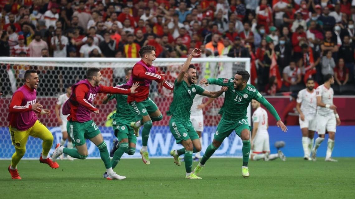 بالصور: الجزائر تتوج بكأس العرب لكرة القدم بعد هزيمة المنتخب التونسي
