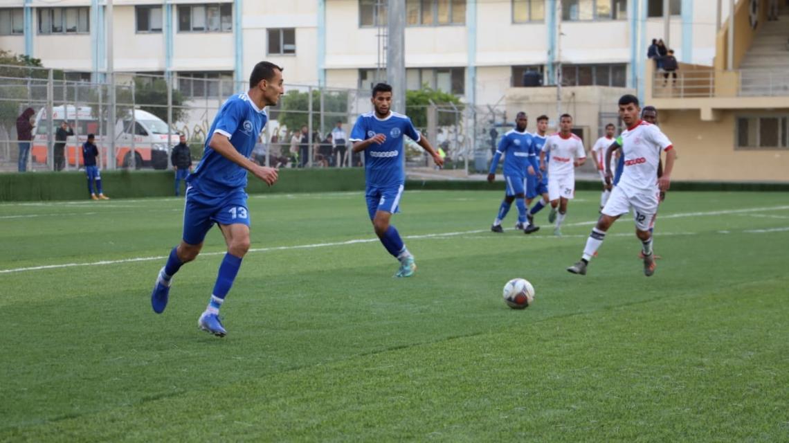 شباب خان يونس يحقق أولى أنتصاراته في الدوري على حساب الجريح الشاطئ