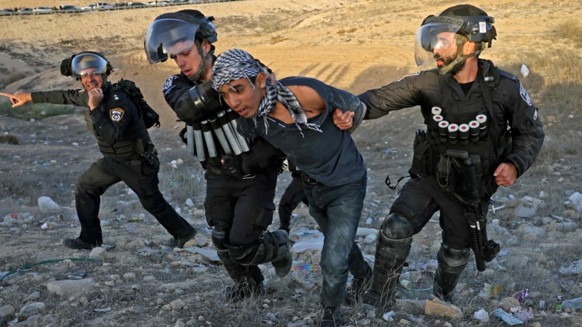 انتفاضة في النقب ضد تهويد ومصادرة الأرض