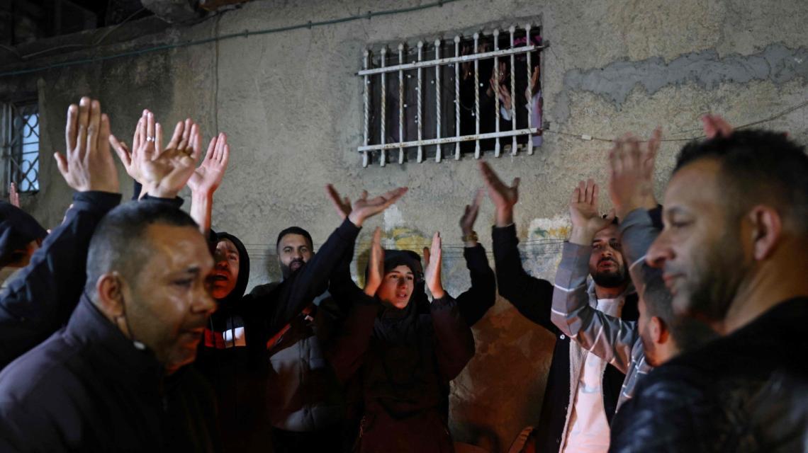 بالصور: المواجهات بين المرابطين في حي الشيخ جراح والاحتلال