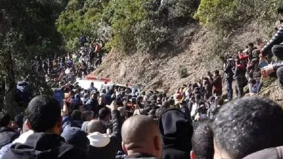 بالصور: أجواء حزن عارمة.. جنازة تشييع #الطفل_ريان في مسقط رأسه بالمغرب