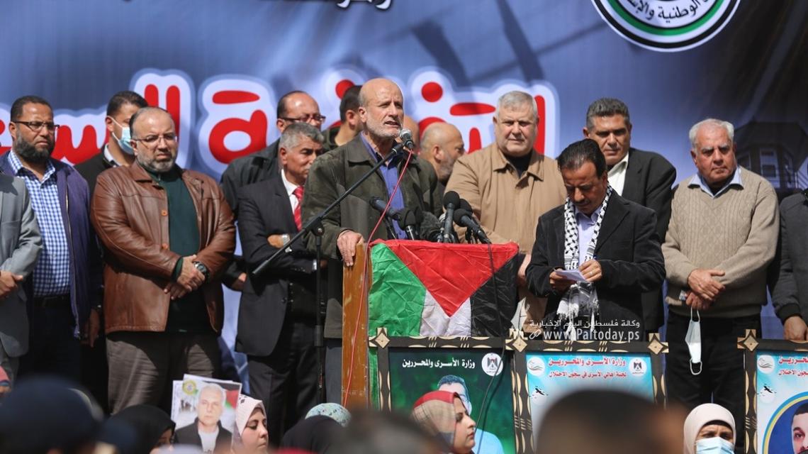 بالصور : فعالية حاشدة نظمتها لجنة الأسرى للقوى الوطنية والإسلامية، بعنوان "انتفاضة السجون" اسنادا للأسرى
