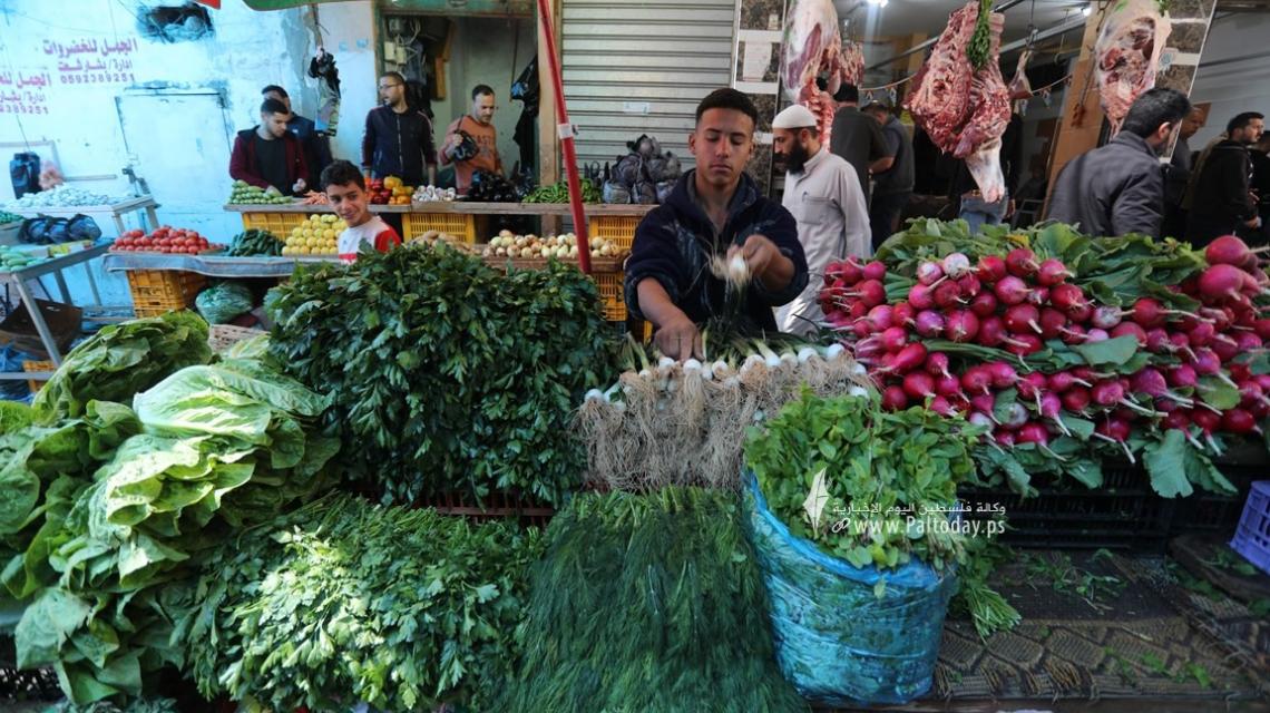 بالصور: مقتطفات من اسواق غزة خلال شهر رمضان المبارك