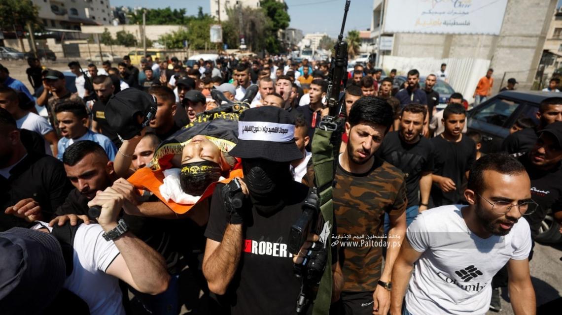 بالصور: تشييع جثمان الشهيد ضرار الكفريني في جنين، والذي ارتقى مساء أمس برصاص الاحتلال.