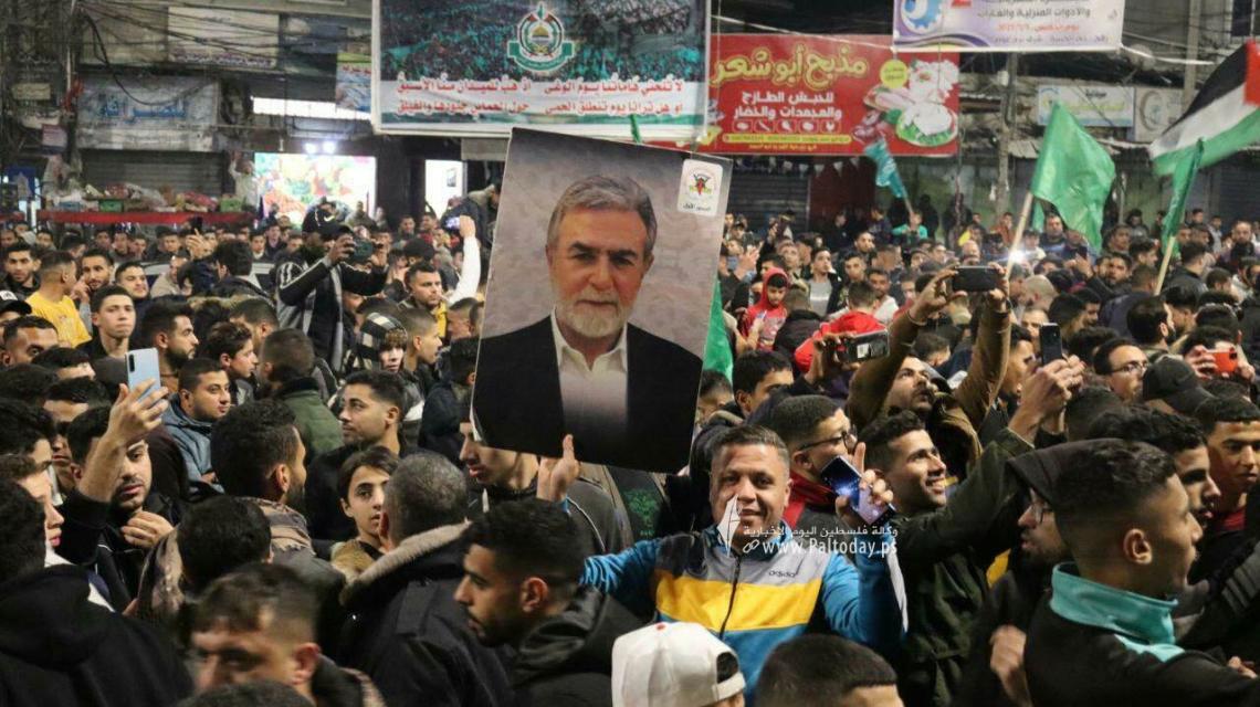 بالصور : مسيرات عفوية في قطاع غزة ابتهاجًا بالعملية البطولية في القدس المحتلة.