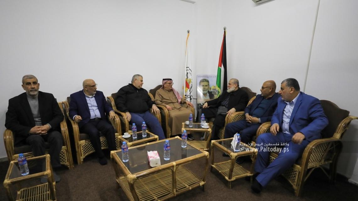 بالصور: السفير القطرى محمد العمادي يُنظم زيارة لحركة الجهاد الإسلامي بغزة