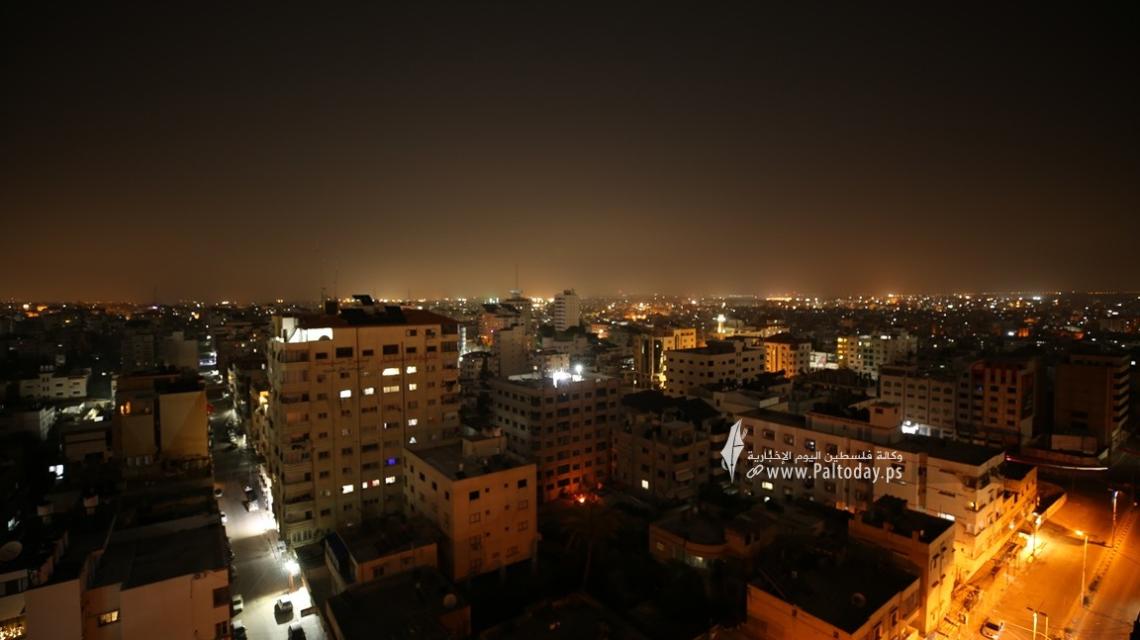 بالصور: شاهد أجواء مدينة غزة فجر اليوم