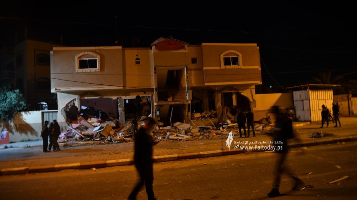 صور مباشرة من مدينة رفح من امام منزل الشهيد القائد جهاد غنام