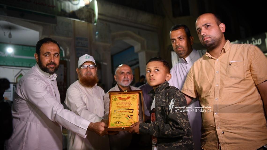 حماس والجهاد يكرمان عائلة الشهيد القائد في سرايا القدس' أحمد أبودقة 'فى مدينة خانيونس