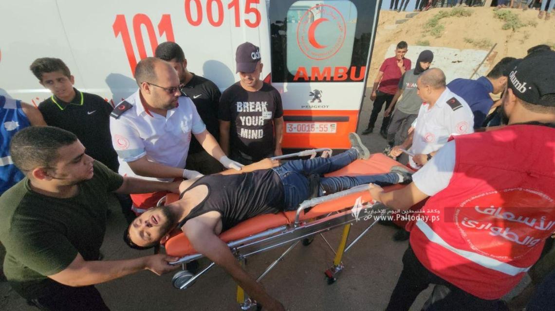 بالصور : من المواجهات مع الاحتلال الإسرائيلي على الحدود الشرقية لمدينة غزة