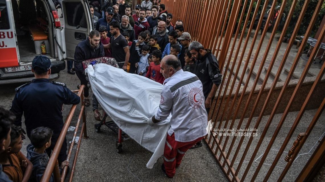 بالصور ; بعد انتهاء الهدنة.. شهداء وجرحى في قصف إسرائيلي على قطاع غزة