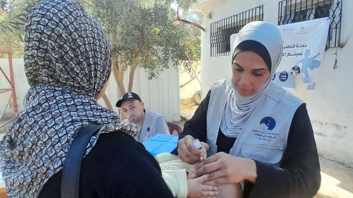 جانب من حملة التطعيم ضد شلل الأطفال "الجرعة الثانية" في المحافظة الوسطى