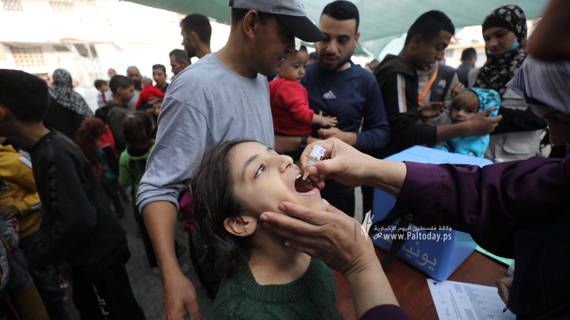 بالصور: بدء المرحلة الثانية من التطعيم ضد شلل الأطفال في مدينة غزة