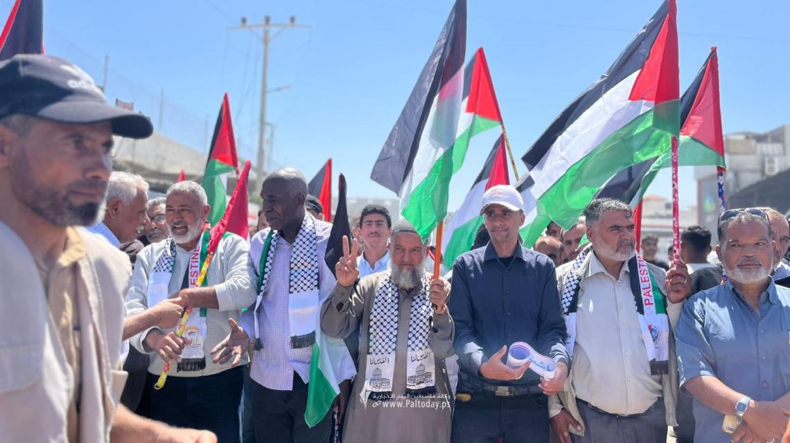 وقفة جماهيرية حاشدة في الذكرى 78 للنكبة أمام مجمع ناصر الطبي بخانيونس