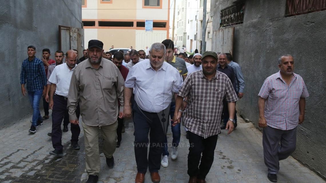 قيادة سرايا القدس لواء غزة وحركة الجهاد تزور عوائل شهداء معركة حمم البدر