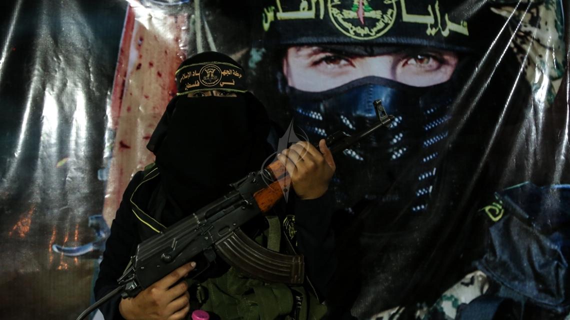 بالصور :شقائق الرجال خلال مشاركتهن بمهرجان رباط الدم الذى نظمته سرايا القدس