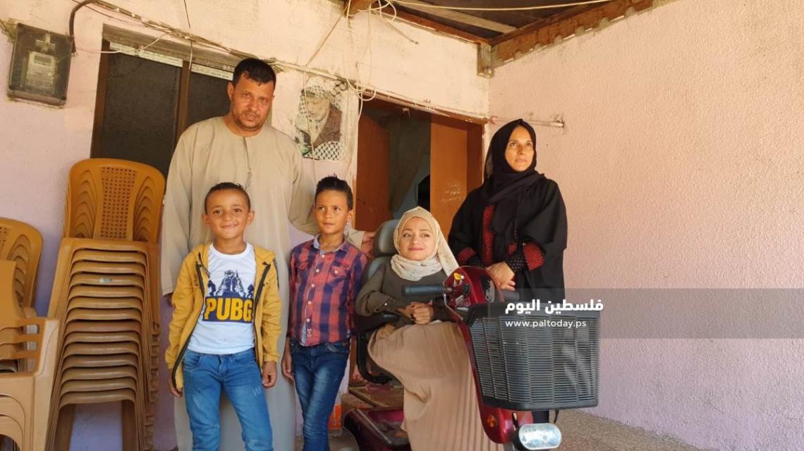 الطالبة ريهام جهاد الرقب من ذوي الإرادة تحصل على معدل 86.8 % في الثانوية العامة الفرع العلمي