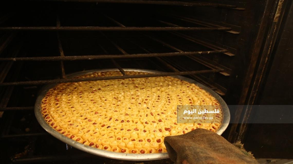 صناعة الحلويات في غزة خلال شهر رمضان المبارك