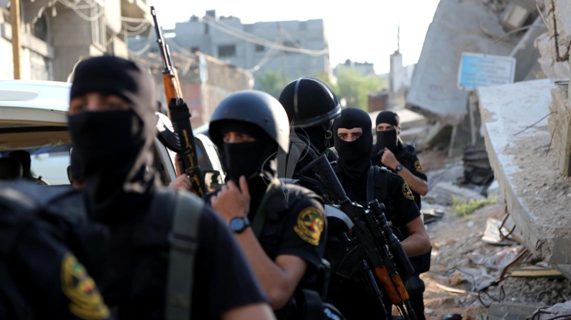 بالصور:سرايا القدس "كتيبة اجديدة" تزور عوائل شهداء البنيات المرصوص صبيحة عيد الفطر