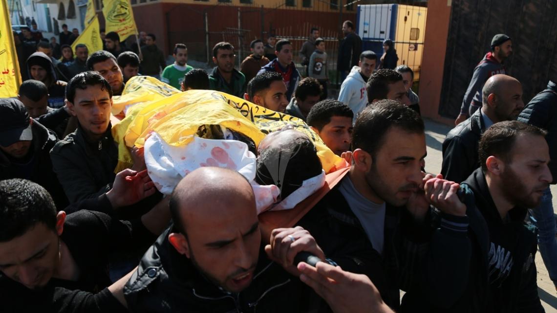 بالصور تشيع جثمان الشهيد موسى زعيتر شمال قطاع غزة