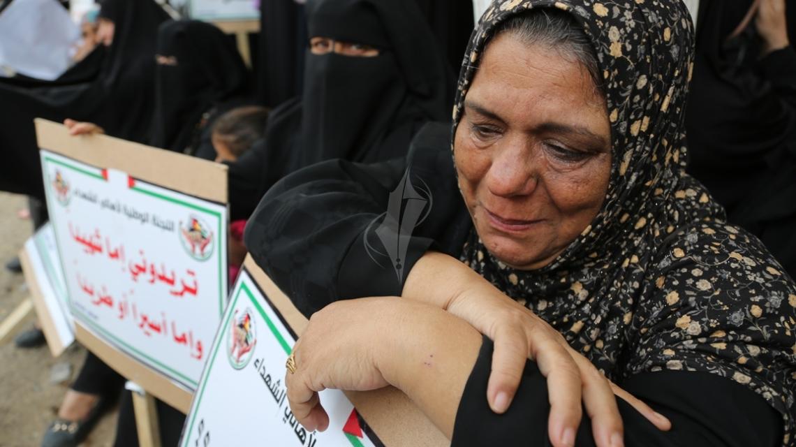 بالصور: اهالي الشهداء يواصلون فعالياتهم لانتزاع حقوقهم