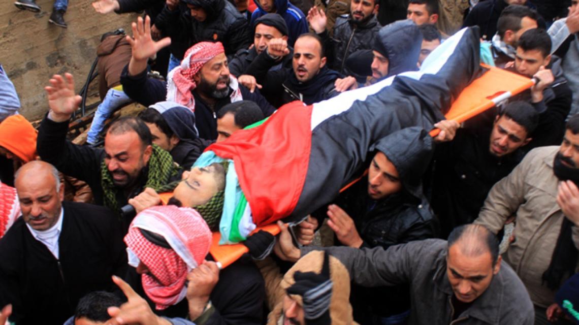 بالصور: تشييع جثمان الشهيد حسن بزور في قرية رابا شرق جنين.