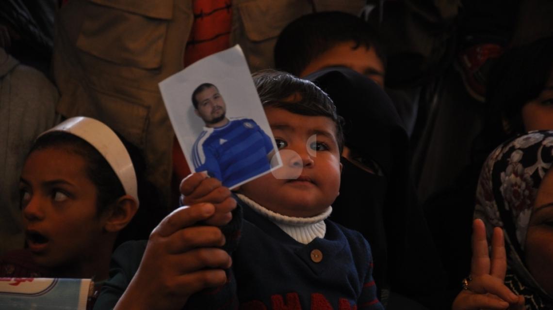 الأطفال يتضامنون مع الأسرى في سجون الاحتلال