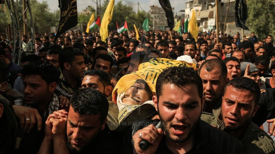 جماهير غفيرة تشيع جثمان الشهيد حمدان أبو عمشة من مدينة بيت حانون