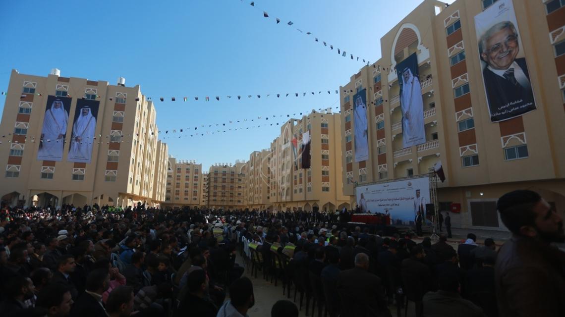بالصور:تسليم المرحلة الأولى من شقق مدينة حمد السكنية جنوب قطاع غزة
