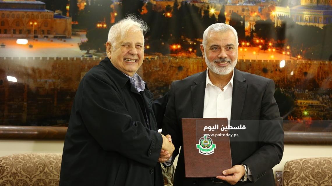 مؤتمر صحفي لرئيس المكتب السياسي لحماس اسماعيل هنية ورئيس لجنة الانتخابات حنا ناصر