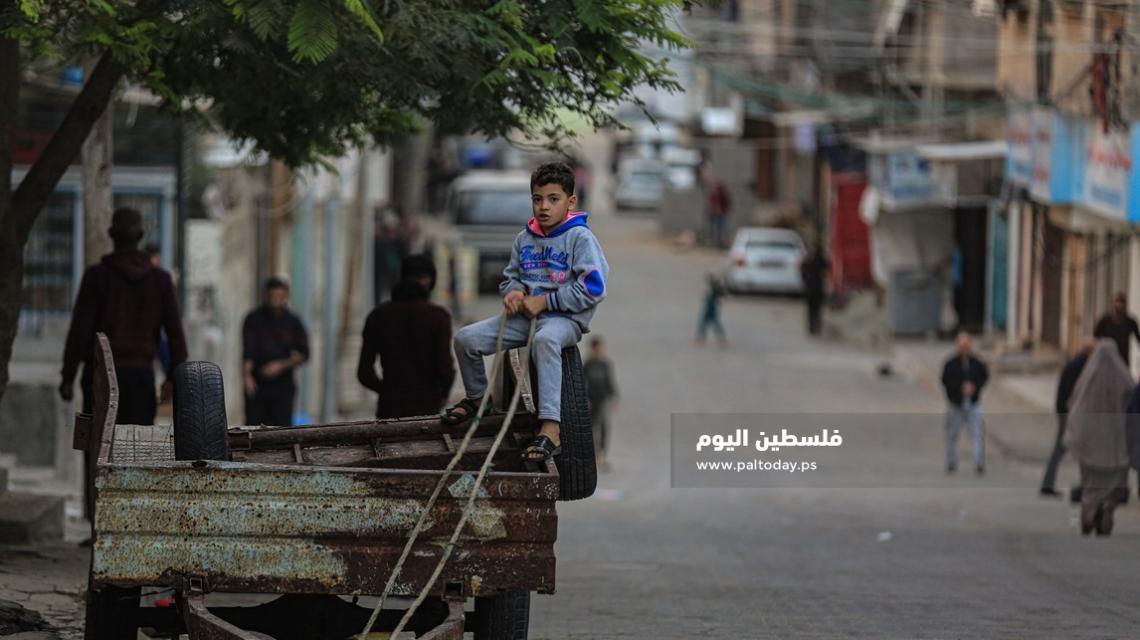 معاناة أطفال مخيمات غزة واقع صعب وطفولة مسلوبة