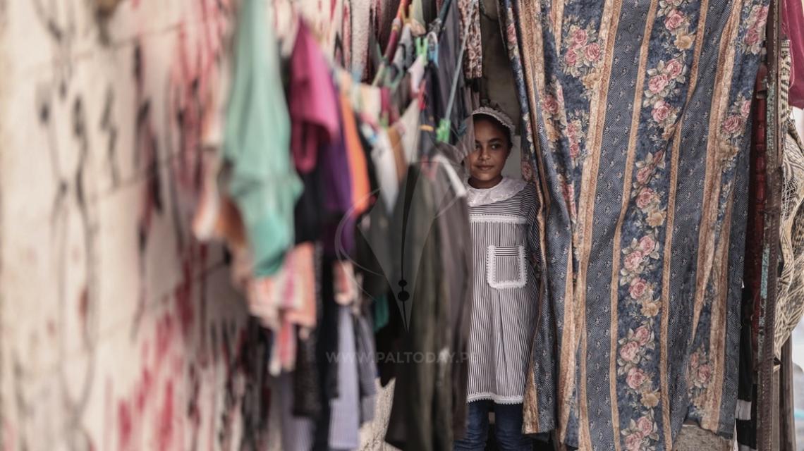 عدسة "فلسطين اليوم" تتجول في أزقة مخيم الشاطئ في أعقاب قرار الولايات المتحدة وقف تمويلها للأونروا