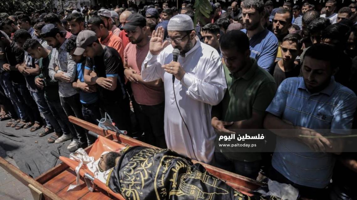 جماهير غفيرة تشيع جثامين شهداء شمال غزة