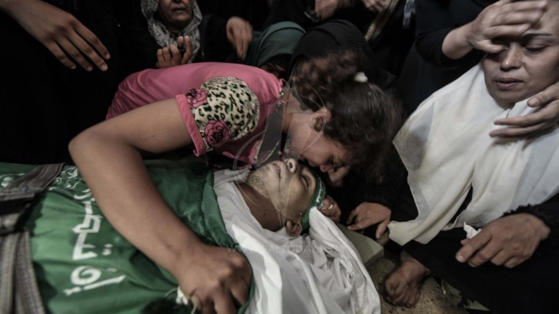 خانيونس تودع الشهيدين الطفل الشهيد ناصر مصبح ومحمد انشاصى  خلال موكب جنائزي مهيب