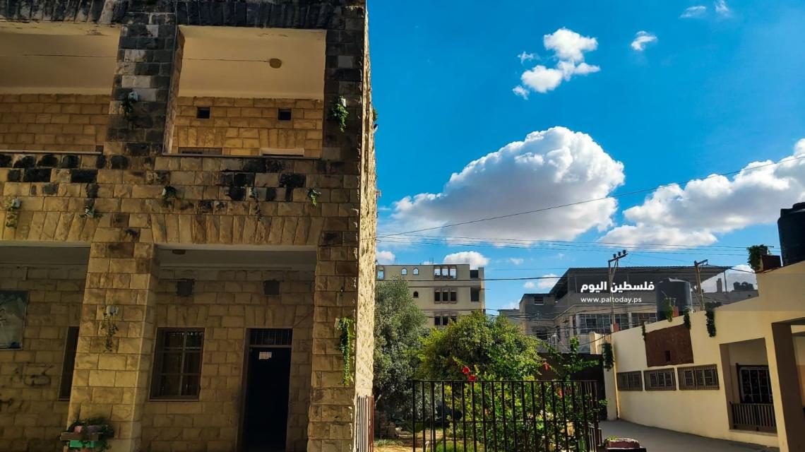 مدرسة "حيفا" تحفة تاريخية في مدينة خانيونس بغزة