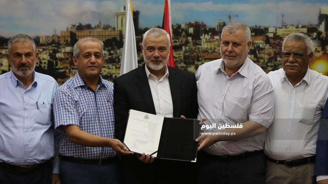 هنية يلتقي قيادة الفصائل ويعلن موافقته على مبادرة انهاء الانقسام