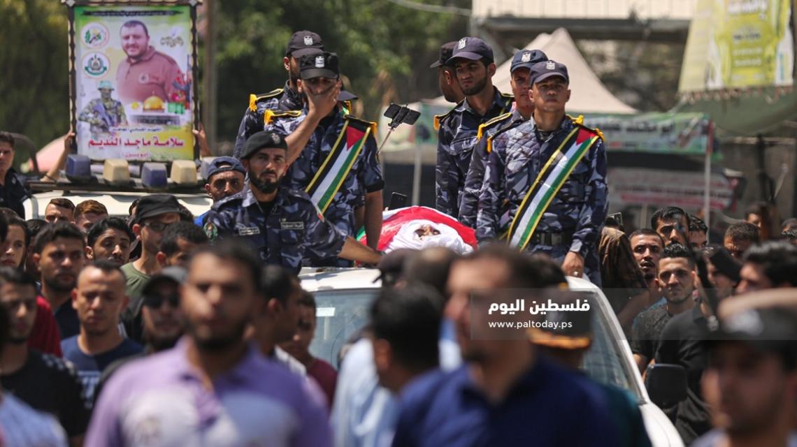 غزة تشيع جثامين شهداء الواجب من الشرطة الفلسطينية بموكب مهيب
