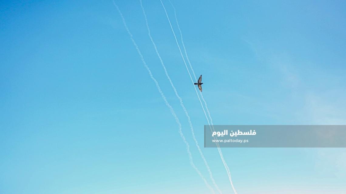 المقاومة الفلسطينية تطلق رشقة صواريخ تجريبية تجاه البحر