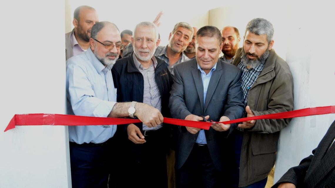 جمعية "أرض السلام" تفتتح محطة تحلية مياه بالوسطى