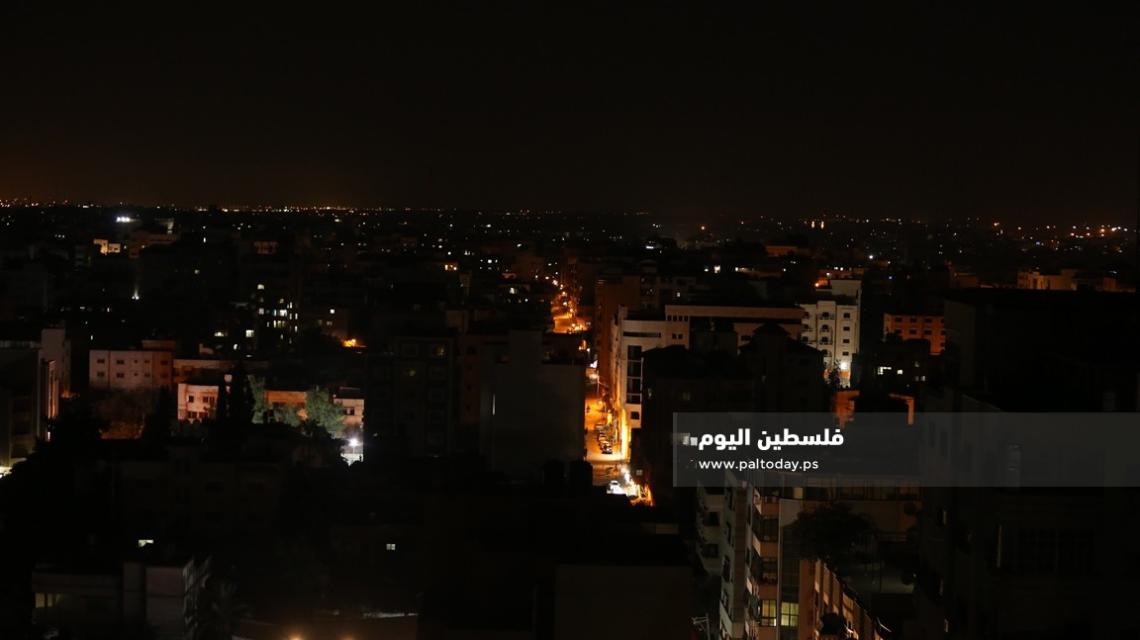  أجواء مدينة غزة و أزمة الكهرباء تلاحق أهل غزة وتغير أنماط حياتهم