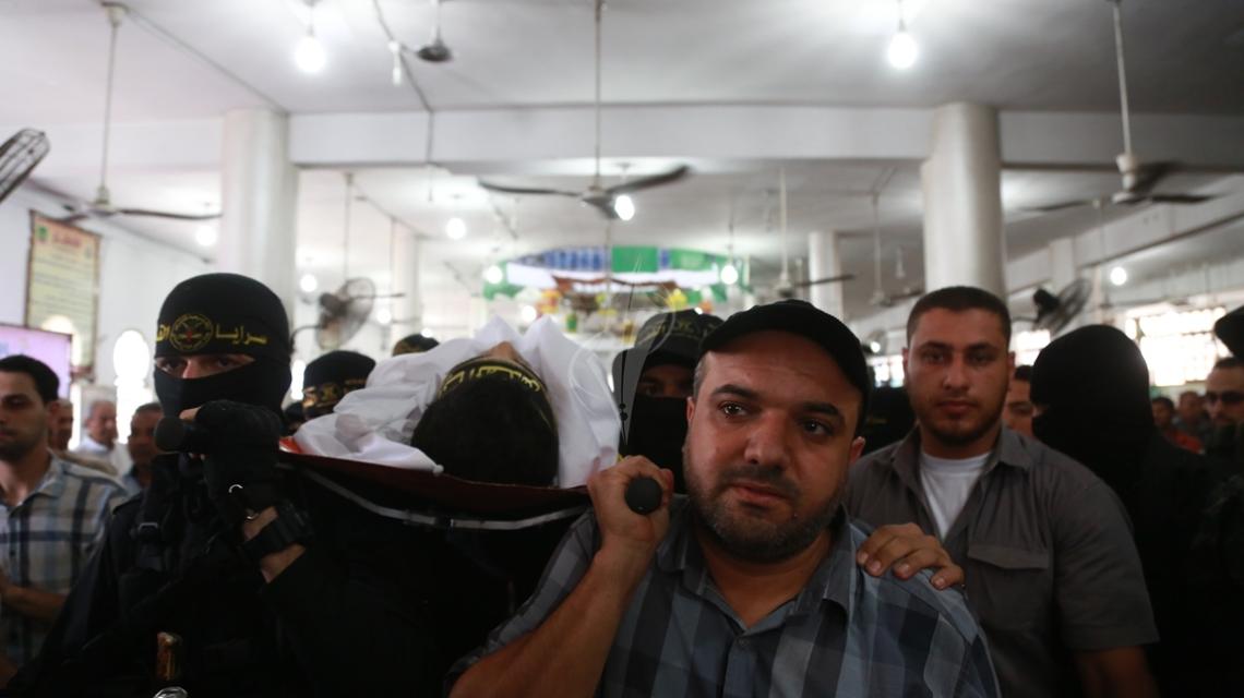 بالصور.. سرايا القدس لواء غزة تودع شهيدها المجاهد "صبحي الثلاثيني" في موكب جنائزي مهيب