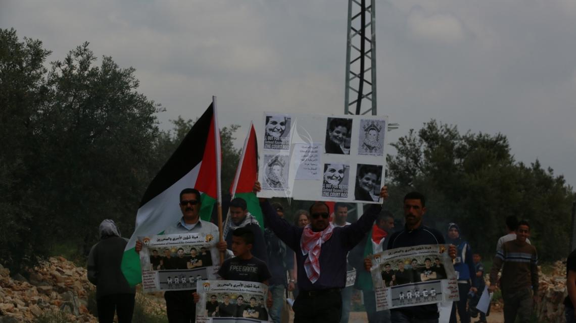 ‫مسيرة بلعين الاسبوعية تحت عنوان الحرية للأسرى