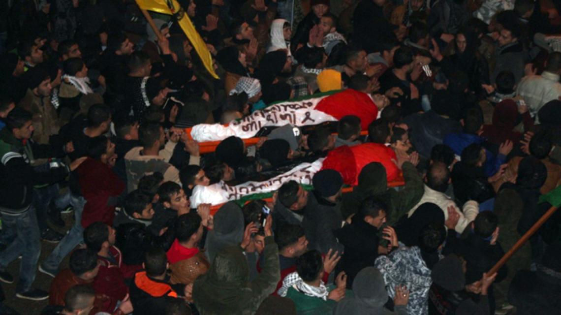بالصور: تشييع جثماني الشهيدين محمد سباعنة، ونور الدين سباعنة، في قباطية جنوب جنين.