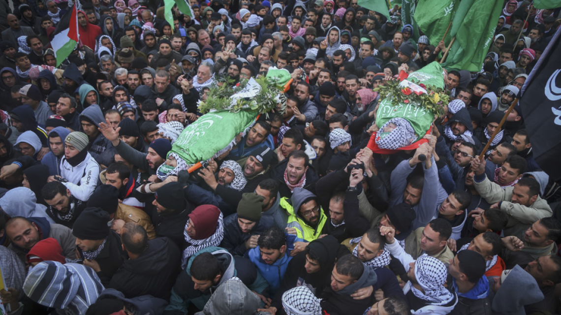 بالصور: تشييع جثماني الشهيدين أنس حامد و محمد عواد في بلدة سلواد تصوير بهاء نصر