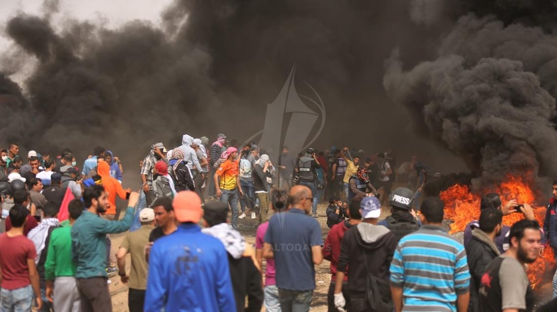 الآلاف يشاركون في جمعة الشهداء والأسرى شرق قطاع غزة