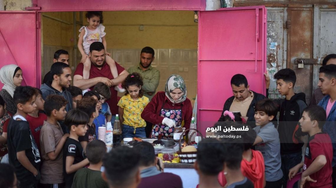 " هذا أنا "شابة فلسطينية من رفح تفتتح مشروعها الخاص لإنتاج الأيس كريم 
