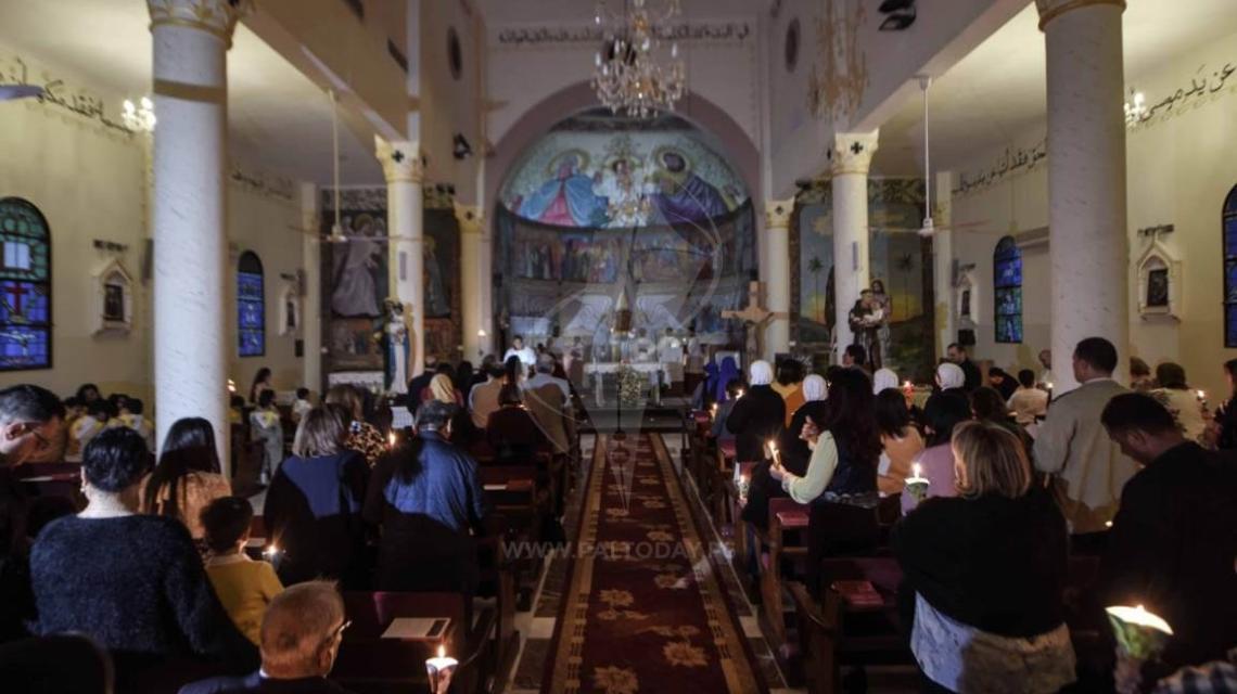 احتفال المسيحين فى غزة فى عيد الفصح داخل كنيسة دير اللاتين