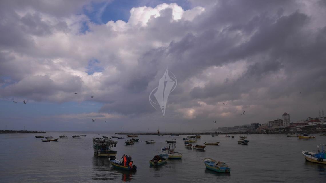 اجواء المنخفض الجوي في ميناء غزة اليوم